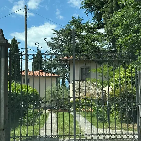 Casavecchia Caselli 게스트하우스 *